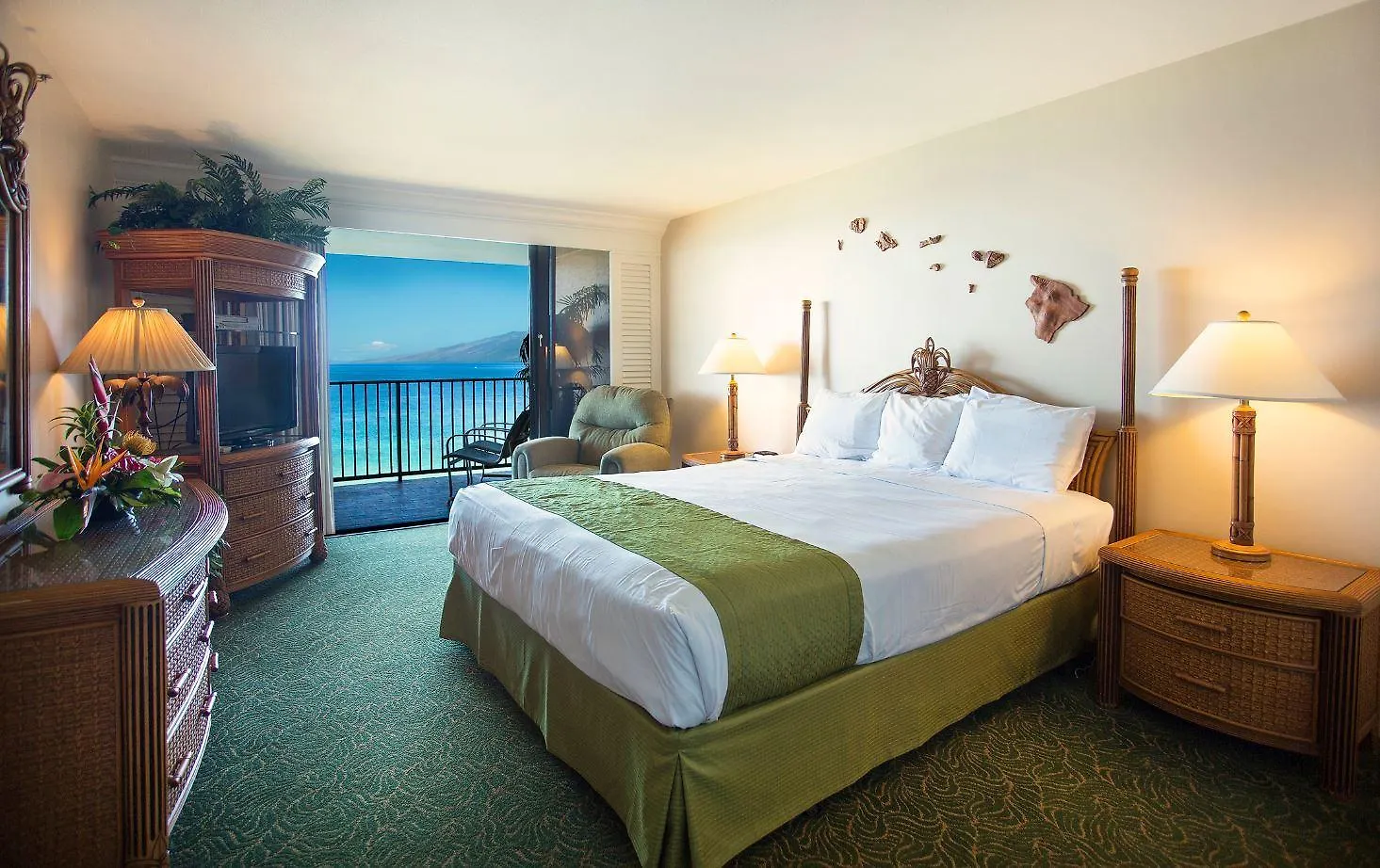**** Апарт-отель Aston Kaanapali Shores Лахайна США